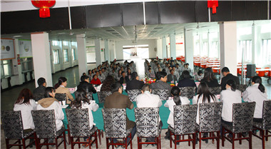 2013年度w66利来股份职工代表大会顺遂召开_w66利来动态_w66利来集团